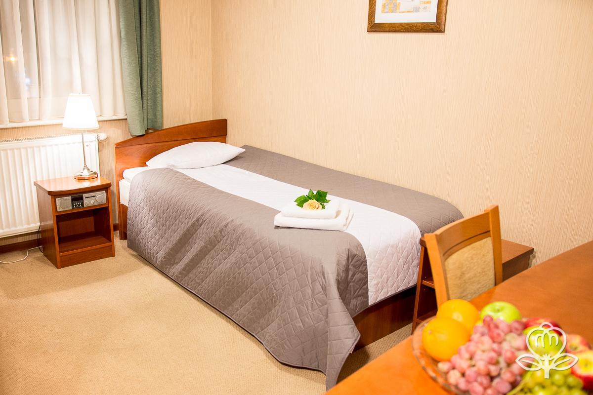 L'Ascada Hotel Срем Екстериор снимка